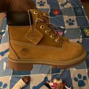 Timberland kid’s boot size 13